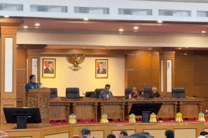 DPRD Bali Sahkan Ranperda Pajak Dan Retribusi Daerah Jadi Perda 1