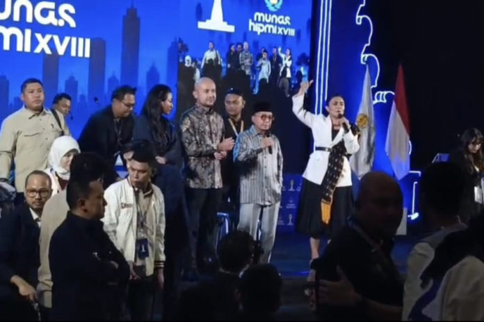 Empat Caketum HIPMI Adu Gagasan Di Nusa Dua, Debat Diwarnai Aksi Walk Out Tiga Kandidat 1