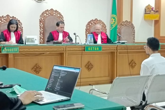 Hasil Korupsi Untuk Tajen Jadi Pemberat, Mantan Karyawan Bank Divonis Segini 1