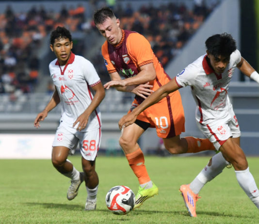 5 Berita Terpopuler: Dari Borneo FC Posisi Kedua hingga Sengketa Lift Kaca Kelingking