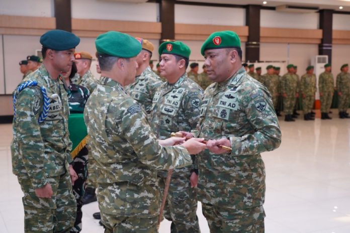 Pangdam IX/Udayana Pimpin Sertijab Sejumlah Pejabat Utama, Tekankan Pemimpin Adaptif Dan Inovatif 1