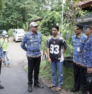 Pastikan Pengerjaan Sesuai Rencana, Bupati Gus Par Cek Ruas Jalan Penginyahan-Munti Desa dan Bantas-Dukuh