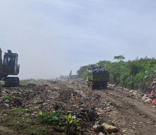 Pengangkutan Sampah ke TPA Mandung Turun Drastis