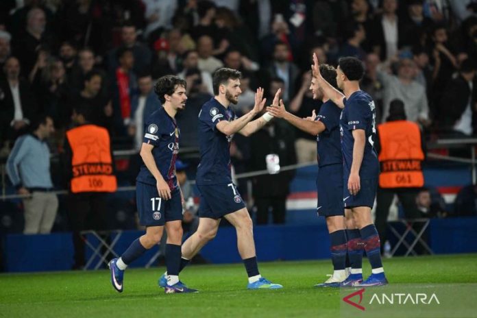 PSG Bersiap Angkat Trofi Juara Liga Prancis 1