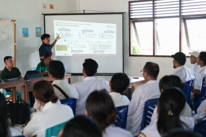 Ribuan Siswa Dan Guru Di Flores Diberi Penguatan Literasi Digital 1