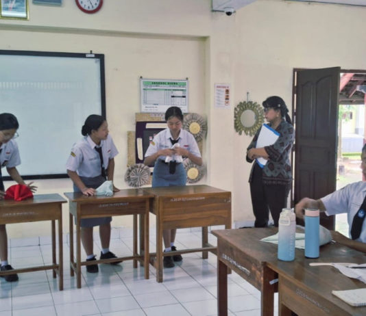 Soal Nasib Guru Honorer, BKPSDM Pastikan Saat Ini Tetap Mengajar seperti Biasa