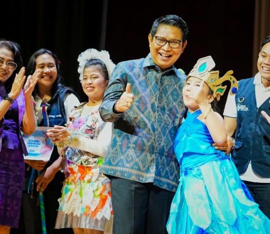 Adi Arnawa, Beasiswa Nak Badung, Badung Education Fair