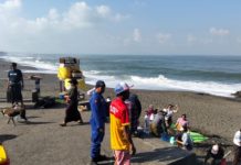 Amankan Libur Sekolah dan Umanis Galungan, Polisi Perketat Pengawasan Pantai di Badung