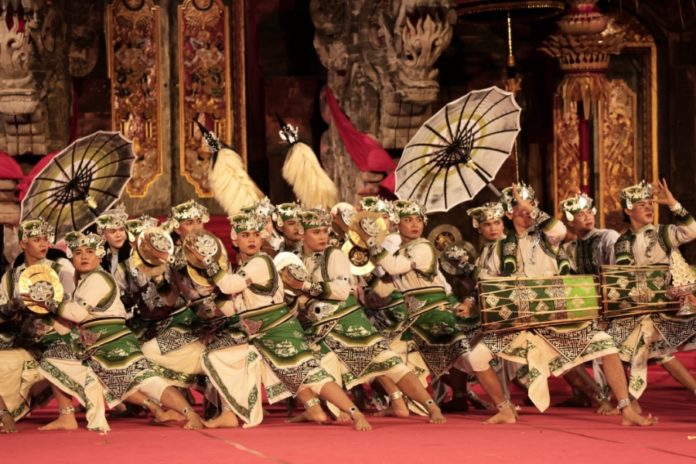 Baleganjur Remaja Duta Denpasar Tampilkan