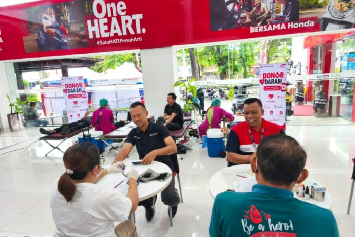 Berbagi Setetes Darah Untuk Kemanusian, Astra Motor Bali Gelar Aksi Donor Darah 1