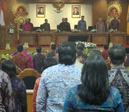 Berbicara di Rapat Paripurna ke-39 DPRD Bali, Gubernur Koster Ungkap Devisa Pariwisata dan Percepatan Infrastruktur