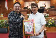Bupati Adi Arnawa Terima LHP LKPD TA 2025 dari BPK RI, Kabupaten Badung Sukses Pertahankan Opini WTP ke-12