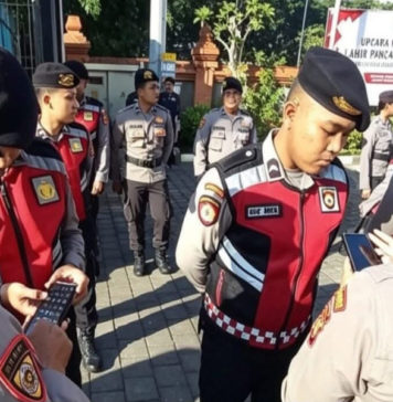 Cegah Keterlibatan Judol, Polres Bandara Ngurah Rai Gencar Sidak HP Anggota