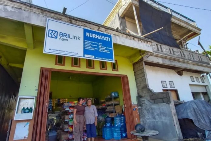 Dikenalkan Kenalan 14 Tahun Lalu, Kini Agen BRILink Di Klungkung Layani Hingga 150 Transaksi Sehari 1