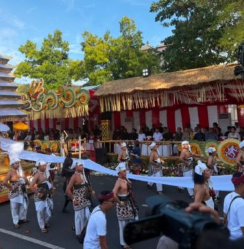 Duta Klungkung Tampilkan Legenda Pencok Saang, Kisah Penyatuan Wilayah Nusa
