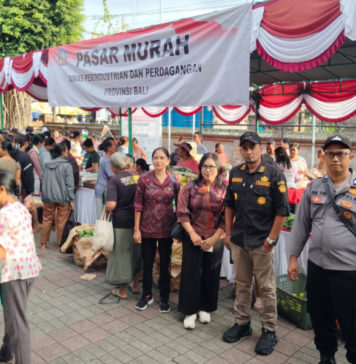 Jaga Stabilitas Harga Jelang Kuningan, Disperindag Gianyar Gelar Pasar Murah di Desa Tulikup