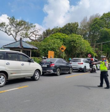 Jalur Wanagiri-Pancasari Alami Lonjakan Volume Kendaraan saat Manis Galungan, Lalin Padat Merayap