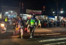Jelang Perayaan Galungan, Polantas Tingkatkan Pengaturan Lalin di Pasar