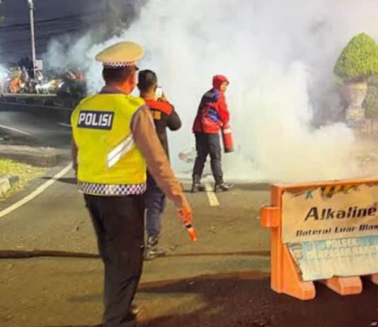 Karyawan Toko Kaget, Motor Majikan Terbakar di Simpang Buagan
