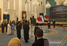 Nanik S Deyang Dilantik Jadi Kepala BGN