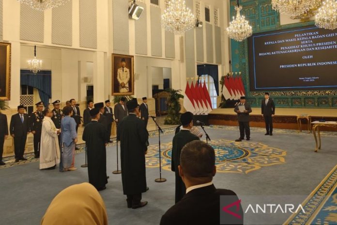 Nanik S Deyang Dilantik Jadi Kepala BGN 1