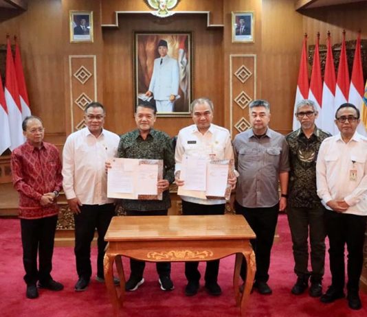 Pemkot Denpasar-Pelindo Teken Kerja Sama Pemanfaatan Lahan PSEL di Benoa