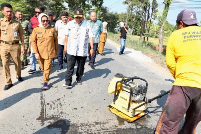 Pemprov Jateng Upayakan Perbaikan Jalan Cepu Randublatung Tuntas 2026 1