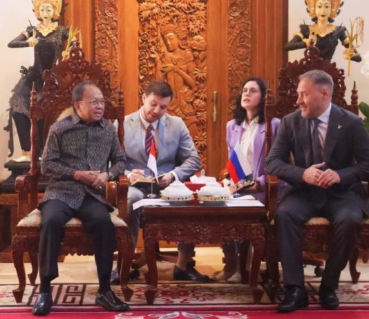Perkuat Kerja Sama Bali–Rusia, Gubernur Koster Terima Kunjungan Delegasi Parlemen Saint Petersburg