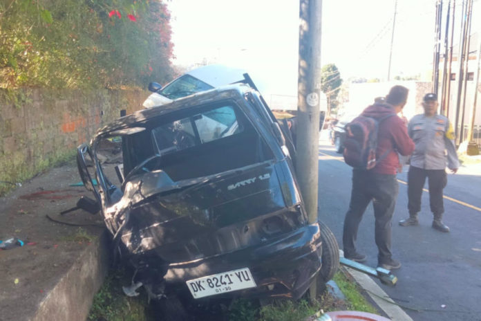 Pikap Ditabrak Hiace Di Pancasari, Dua Orang Meninggal 1