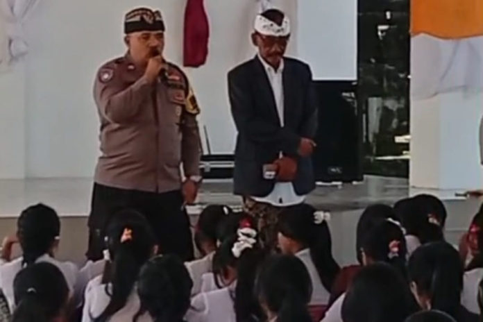Polsek Ubud Antisipasi Corat Coret Dan Konvoi Kelulusan SMP 1