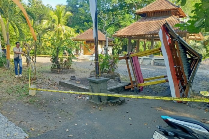 Pura Bakungan Di Gilimanuk Dipasangi Garis Polisi, Sejumlah Kerusakan Diselidiki 1
