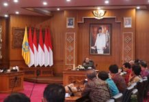 Rakor dengan Bupati/Wali Kota, Gubernur Koster: Buang Ego Sektoral, Bali Harus Dibangun Bersama