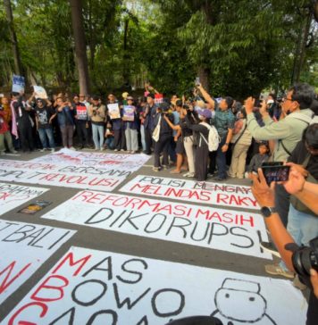 Ratusan Mahasiswa Geruduk DPRD Bali, Soroti Demokrasi hingga Lingkungan Hidup