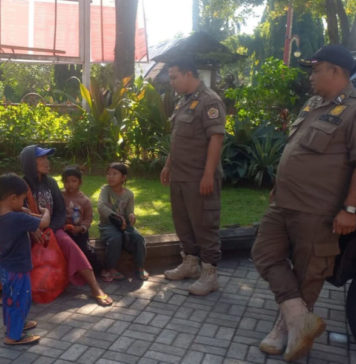 Satpol PP Gianyar Amankan 5 Gelandangan dan Pengemis