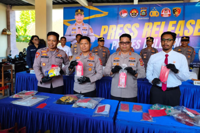 Tiga Hari Ngekos Di Sawan, Pengedar Uang Palsu Ditangkap Polres Buleleng 1