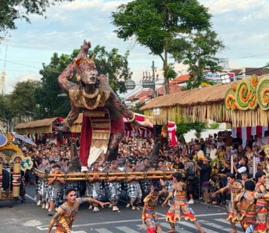 Tutup Peed Aya PKB 2026, Duta Denpasar Hadirkan Kolaborasi Baleganjur dan ‘Sapa Warang’ Karya Marmar