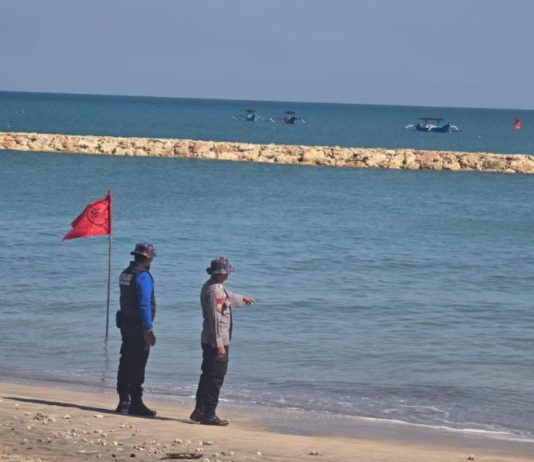 Viral Jasad Mengambang di Pantai Kuta, Saat Mau Dievakuasi Hilang
