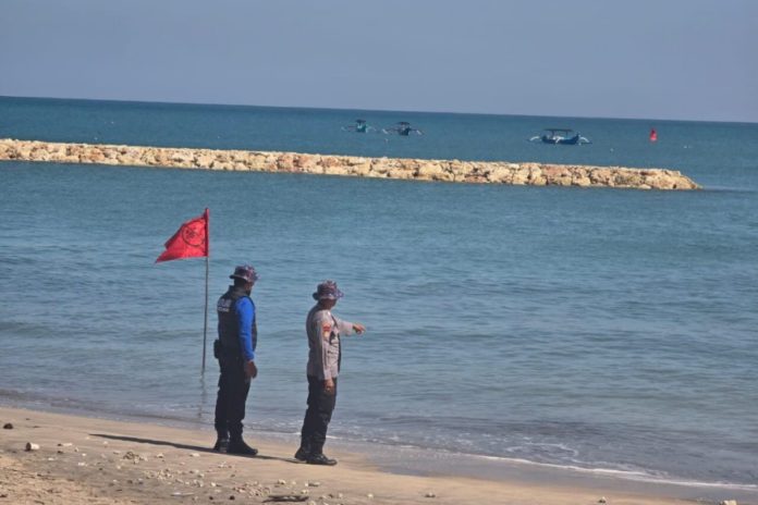 Viral Jasad Mengambang Di Pantai Kuta, Saat Mau Dievakuasi Hilang 1