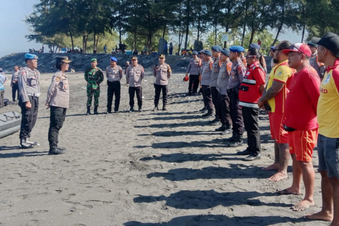 Warga Sukawati Terseret Arus Di Pantai Masceti, Tim Gabungan Lakukan Pencarian Intensif 1