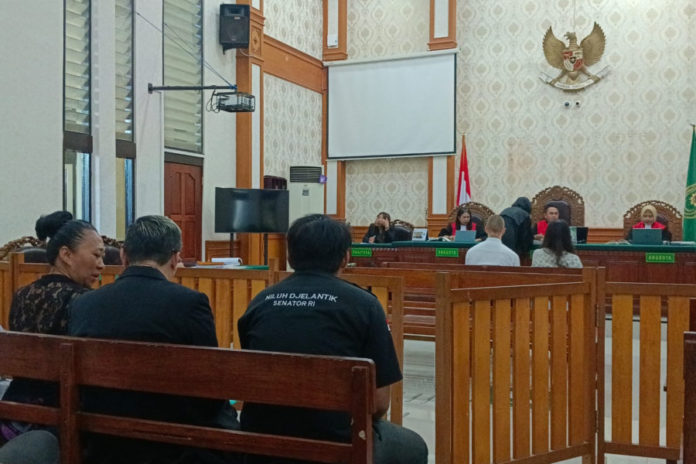 WNA Tersangkut Kasus Penghinaan Nyepi Diadili, Ni Luh Djelantik Tolak Berdamai 1