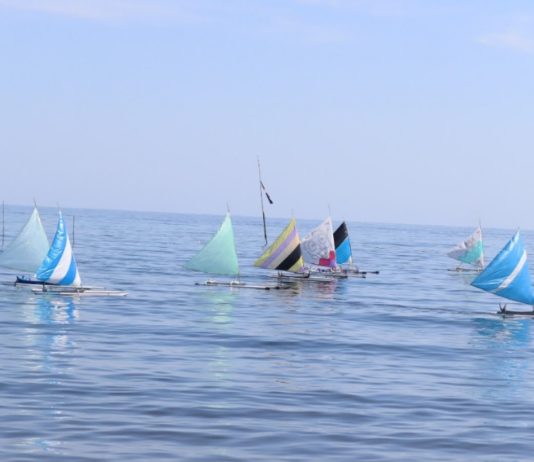 1.230 Peserta Ramaikan Mini Sailboat Tournament di Spice Beach Lovina Buleleng