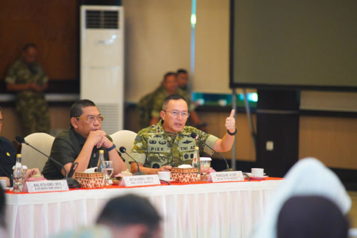 Anggota DPR Dan Pangdam IX/Udayana Bahas Penguatan Pertahanan 1