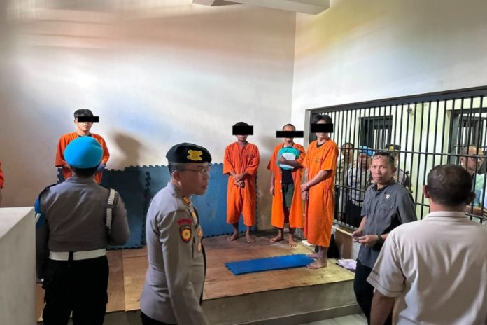 Anggota Propam Periksa Senpi Hingga Rutan Polres Bandara Ngurah Rai 1