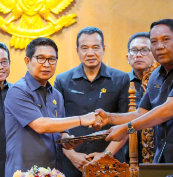 Apresiasi PU Fraksi DPRD, Bupati Adi Arnawa Siapkan Langkah Cepat Atasi Kemacetan dan Sampah