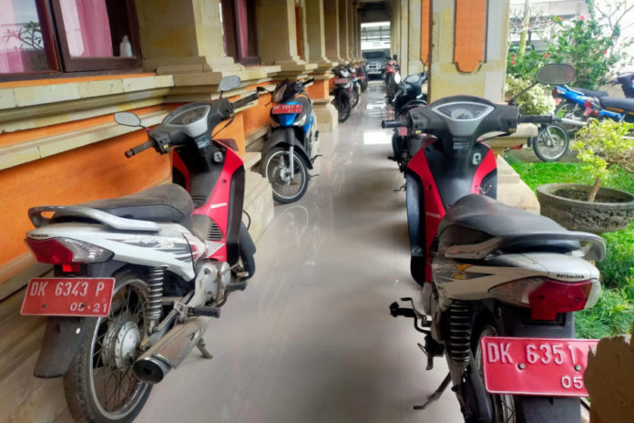 Banyak Kendaraan Dinas Terbengkalai, Dewan Sarankan Pendataan Dan Lelang 1