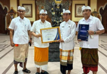Bupati Badung Beri Penghargaan Dinas Sosial, Capai Opini Kualitas Tertinggi Tanpa Maladministrasi Ombudsman RI
