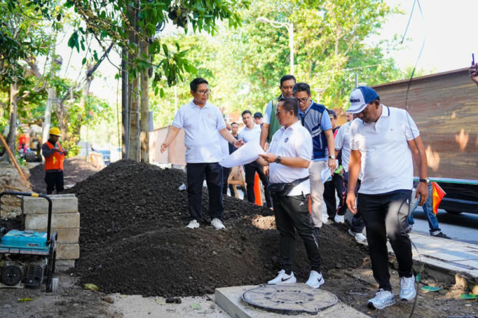 Bupati Badung Dan Ketua DPRD Tinjau Penataan Pedestrian Pantai Kuta, Siapkan Kawasan Wisata Lebih Nyaman Dan Berkelas 1