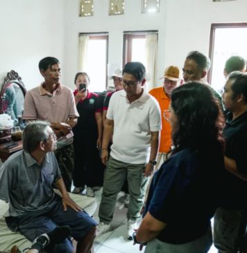 Bupati dan Ketua K3S Badung Sambangi Warga Disabilitas di Abianbase