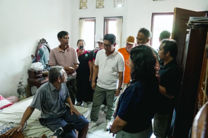 Bupati Dan Ketua K3S Badung Sambangi Warga Disabilitas Di Abianbase 1