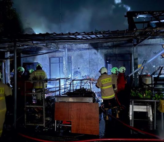 Dikira Tetangga Bakar Sampah, Ternyata Rumah Warga Jimbaran Kebakaran